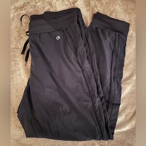 GAP Fit Black Joggers